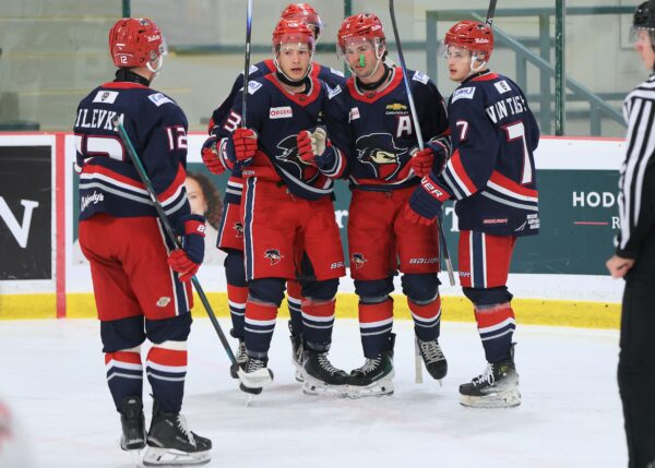 Powerplay Propels Bandits to 8-3 victory over Sherwood Park